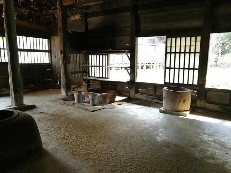 visit nihon minkaen